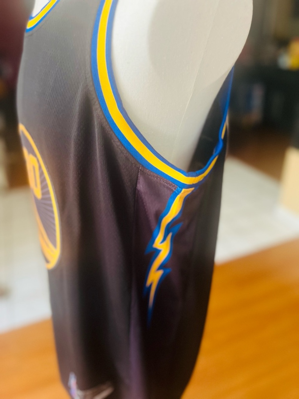 NBA Stephen Curry Basketball Jersey NWT - Picture 4 of 7